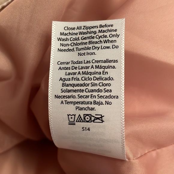 Time and Tru women’s tan and cream puffer coat.  Size 1X. - Picture 8 of 12